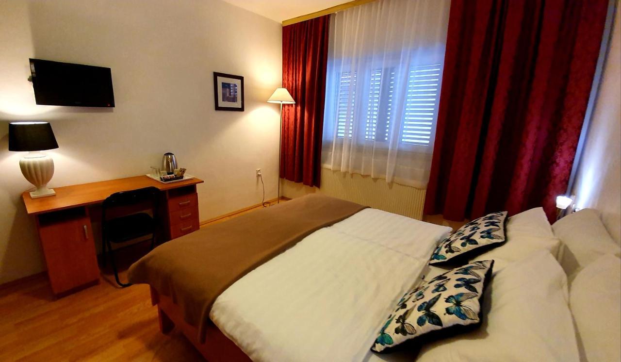 Adriasobe Hotel Vodice Exterior foto